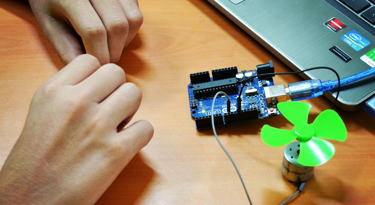 Microcontroller, Arduino, Motor